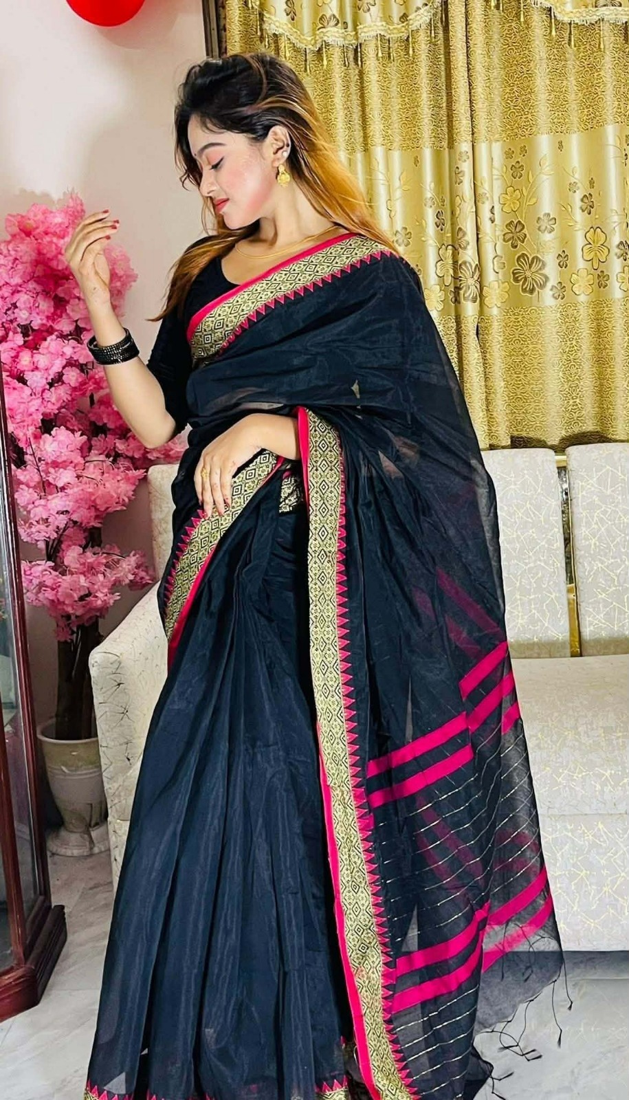 Nakshi Print Semi Cotton Saree With Blouse Piece