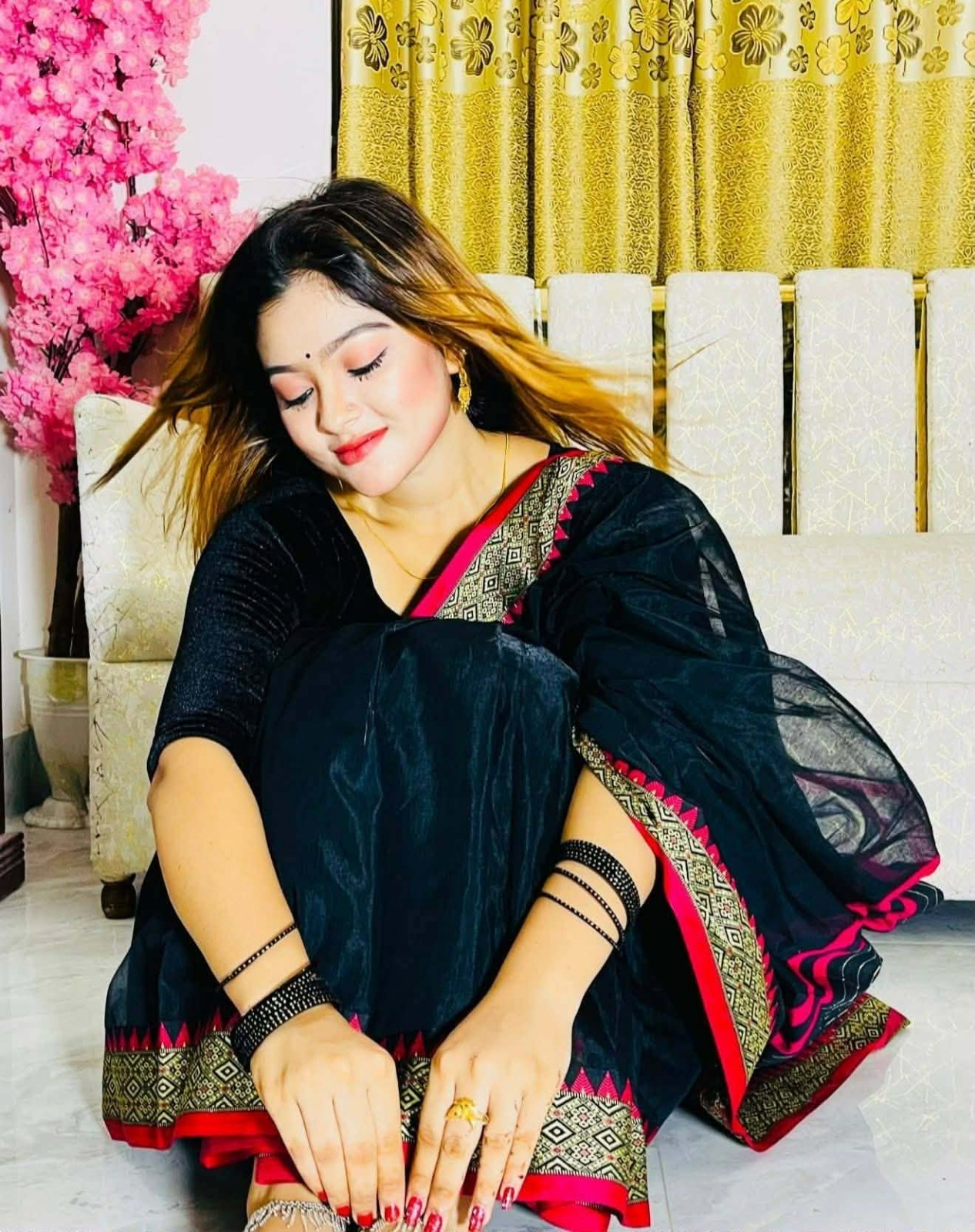 Nakshi Print Semi Cotton Saree With Blouse Piece - Image 3